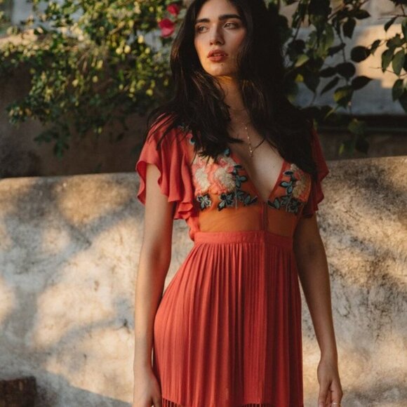 Cleobella 'Amery' Maxi Dress in Coral - Picture 3 of 10
